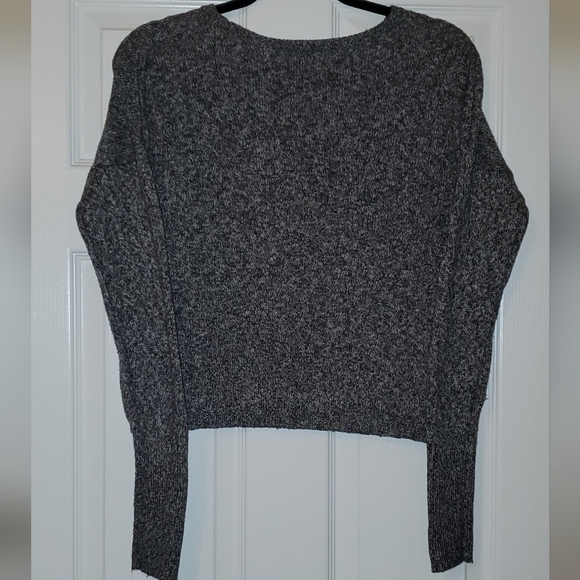 HOLLISTER big cat snow leopard pullover sweater size medium - Picture 5 of 5